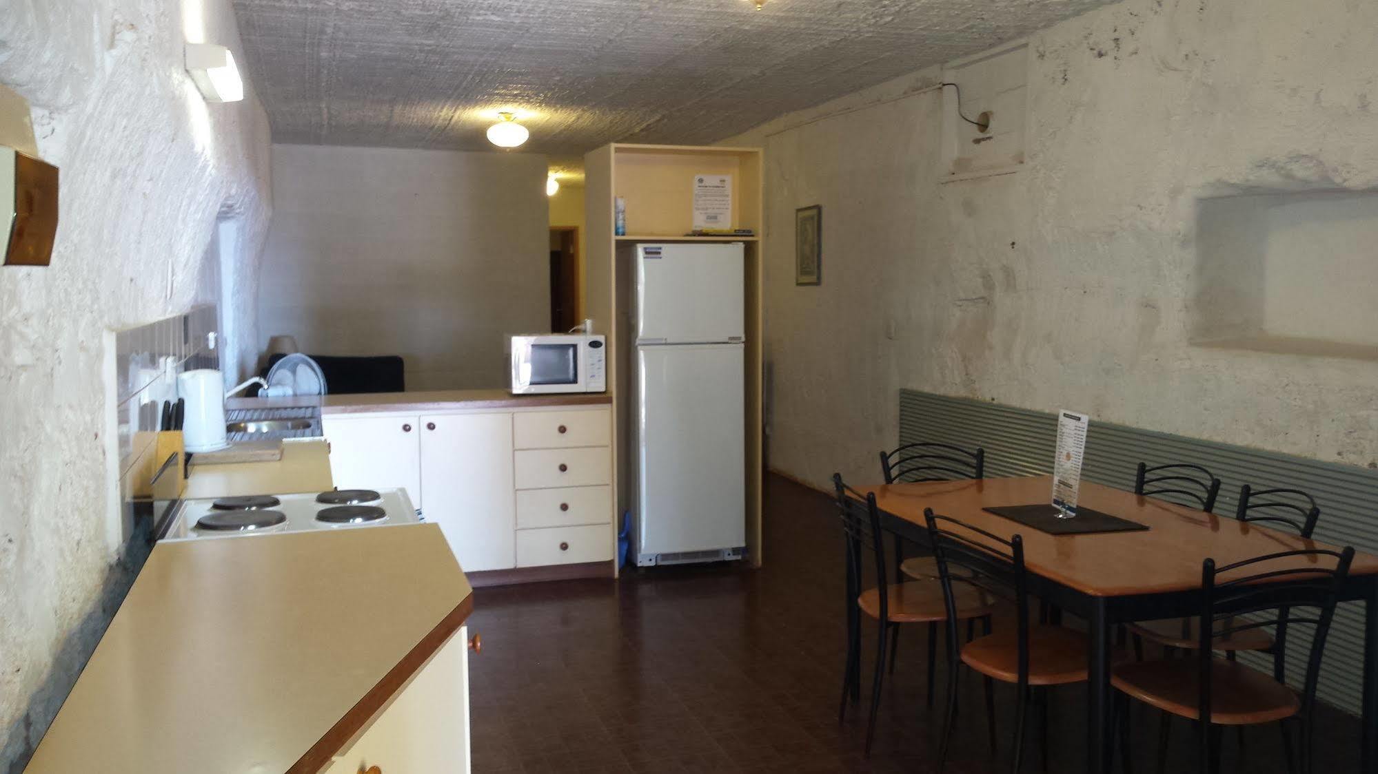 Desert View Apartments Coober Pedy Zewnętrze zdjęcie